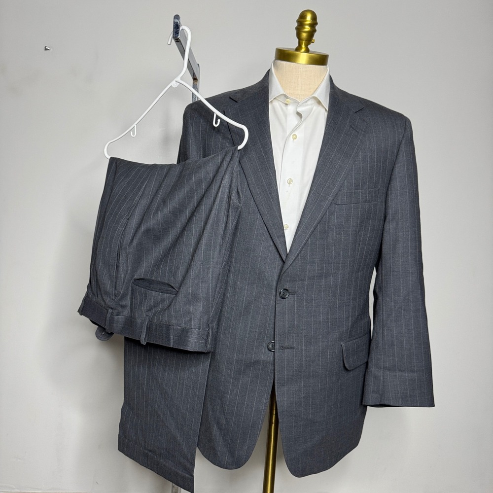 Tom James Men's Charcoal Pinstripe Wool‎ Blend Suit 42R 34W